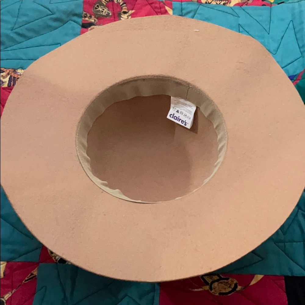 Tan sun hat - Picture 3 of 4
